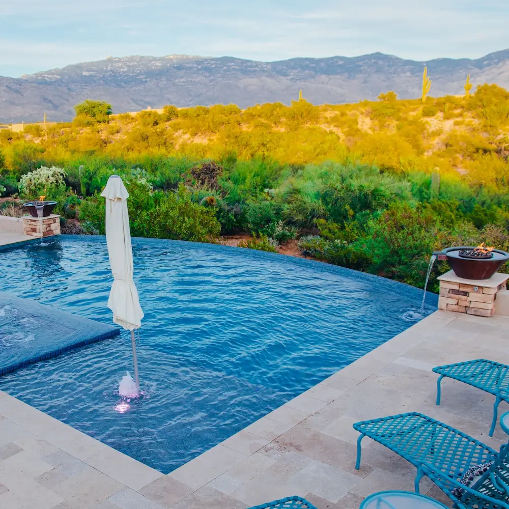 A resort-style infinity pool in a Tucson backyard