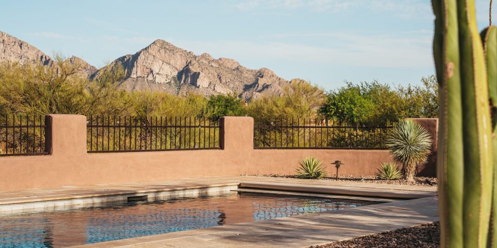 a deep luxury pool near hill in arizona